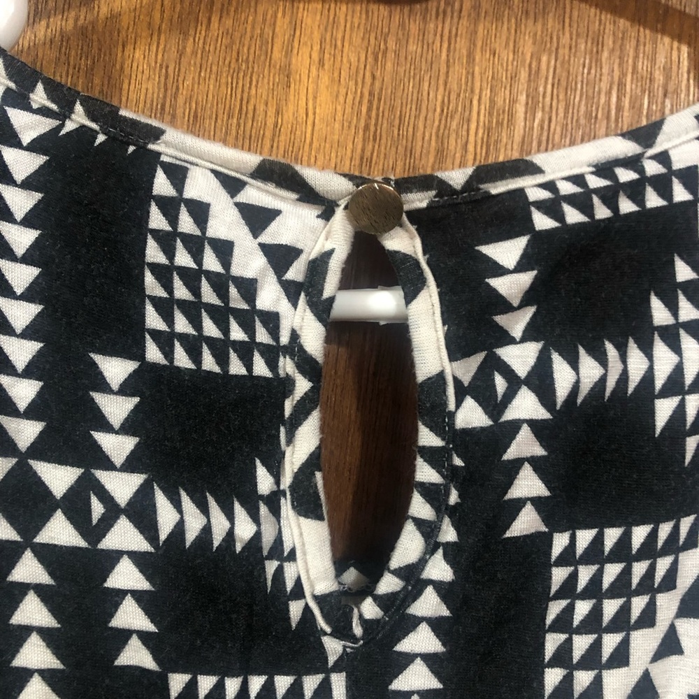🇺🇸 Geometric Top - Picture 2 of 2